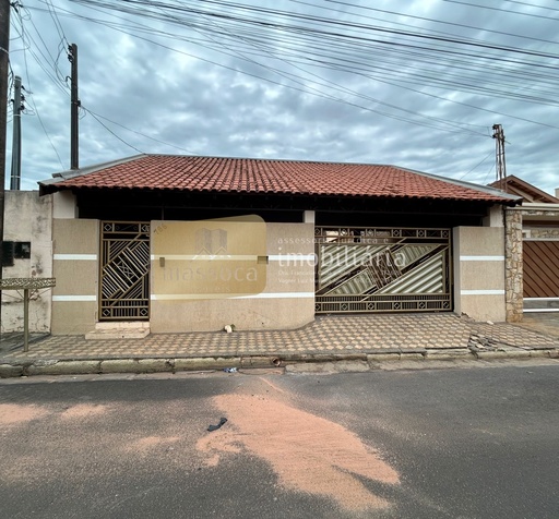 Casa no bairro Centro, em Tupã | Eu Corretor