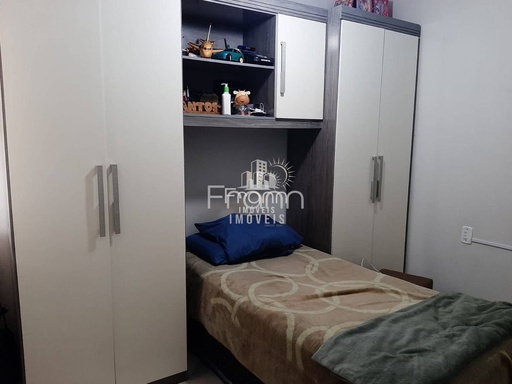 Geminado de 2 quartos, 66m² no bairro Centro, em Penha | Eu Corretor