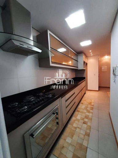 Apartamento de 3 quartos, no bairro Centro, em Penha | Eu Corretor