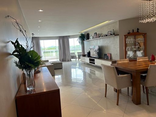 Apartamento de 4 quartos, 203m² no bairro Praia do Pecado, em Macaé | Eu Corretor