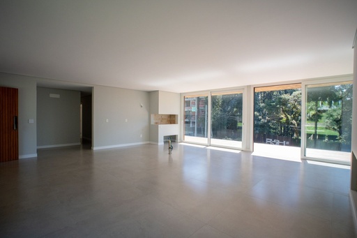 Casa de 3 quartos, 258m² no bairro Centro, em Canela | Eu Corretor