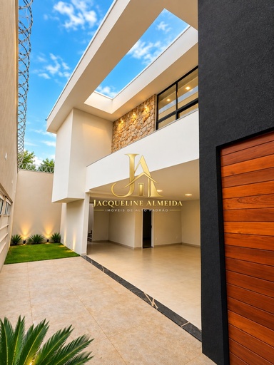 Casa de 3 quartos, 299m² no bairro Sen. Valadares, em Pará de Minas | Eu Corretor