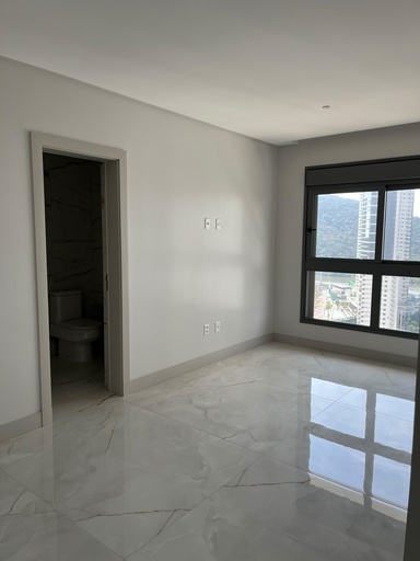 Apartamento de 4 quartos, 195m² no bairro Centro, em Balneário Camboriú | Eu Corretor