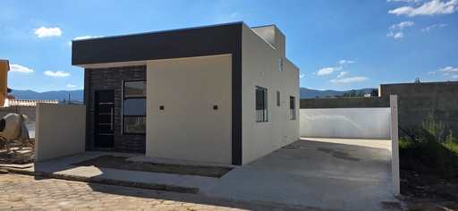Casa de 2 quartos, no bairro Corte de Pedra, em Lambari | Eu Corretor