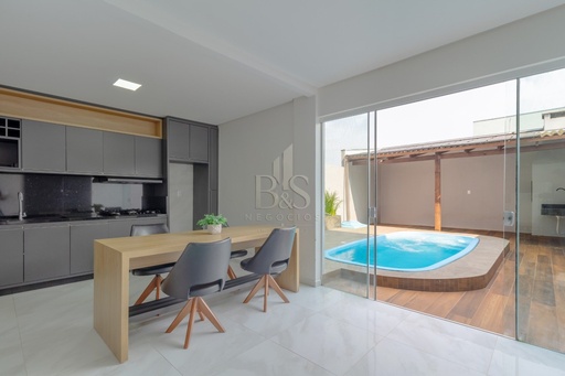 Casa de 3 quartos, 195m² no bairro Desbravador, em Chapecó | Eu Corretor