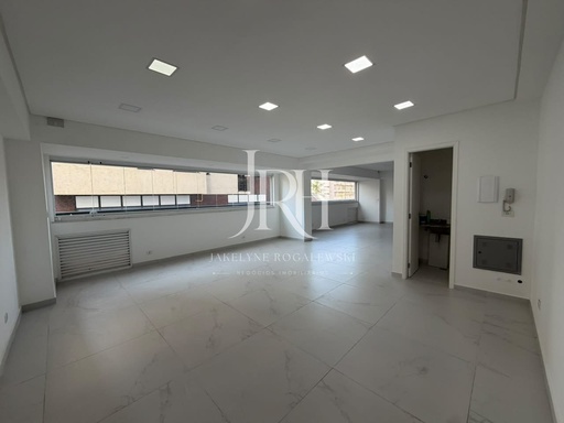 Sala Comercial de 85m² no bairro Centro, em Curitiba | Eu Corretor