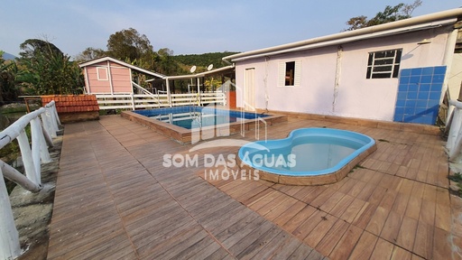Chácara de 6 quartos, 230m² no bairro Sobralada, em Heliodora | Eu Corretor