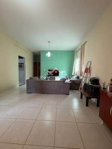 Casa de 3 quartos, no bairro serrinha, em Caldas Novas | Eu Corretor
