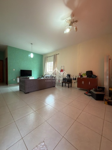 Casa de 3 quartos, no bairro serrinha, em Caldas Novas | Eu Corretor