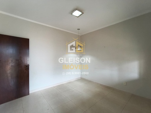 Casa de 3 quartos, 165m² no bairro Muarama, em Passos | Eu Corretor