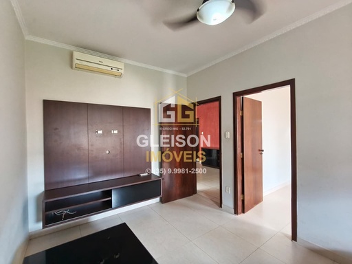 Casa de 3 quartos, 165m² no bairro Muarama, em Passos | Eu Corretor