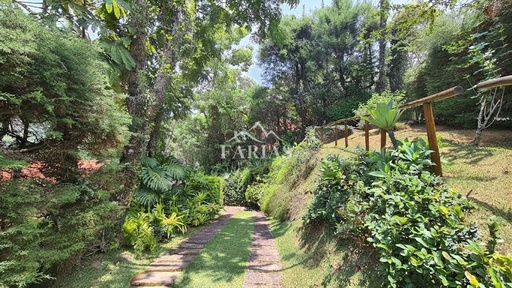 Casa de 5 quartos, no bairro Itaipava , em Petrópolis | Eu Corretor