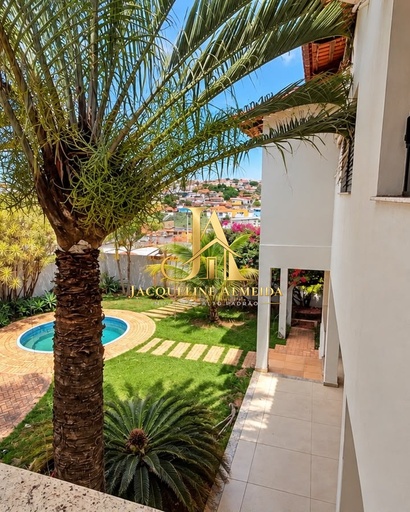 Casa de 4 quartos, 310m² no bairro São José, em Pará de Minas | Eu Corretor
