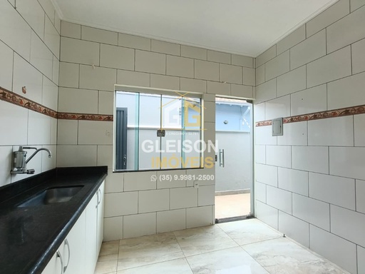 Casa de 3 quartos, no bairro Eldorado, em Passos | Eu Corretor