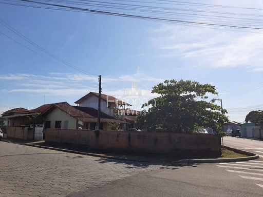 Casa de 5 quartos, 156m² no bairro Centro, em Penha | Eu Corretor