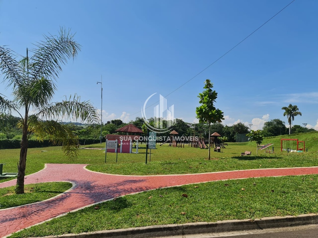 03d5eec9-eaca-4d26-a883-73c837fd6d34.jpg