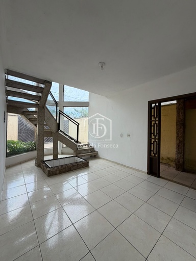 Sobrado de 4 quartos, 252m² no bairro Canto do Forte, em Praia Grande | Eu Corretor