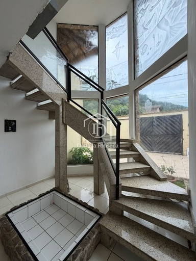 Sobrado de 4 quartos, 252m² no bairro Canto do Forte, em Praia Grande | Eu Corretor