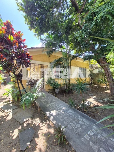 Casa de 3 quartos, 241m² no bairro Campo Grande, em Recife | Eu Corretor