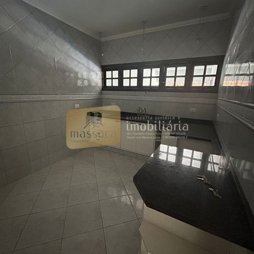 Sobrado de 5 quartos, no bairro Vila Paulina, em Pompéia | Eu Corretor