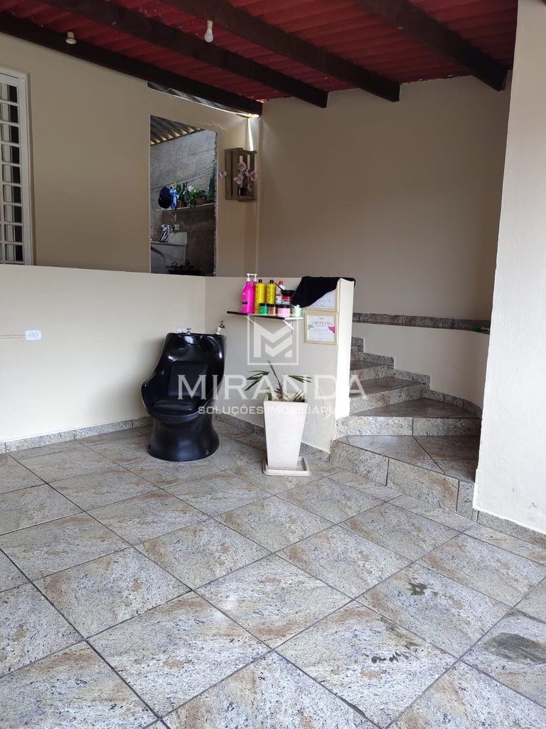 Casa BT V. Asturias Irmão Gilberto proprietário (19).jpeg