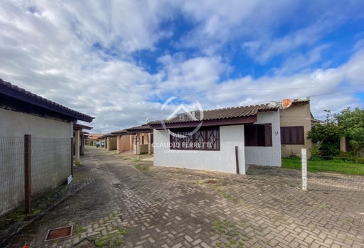 Sobrado de 2 quartos, 56m² no bairro MARILUZ, em Imbé | Eu Corretor