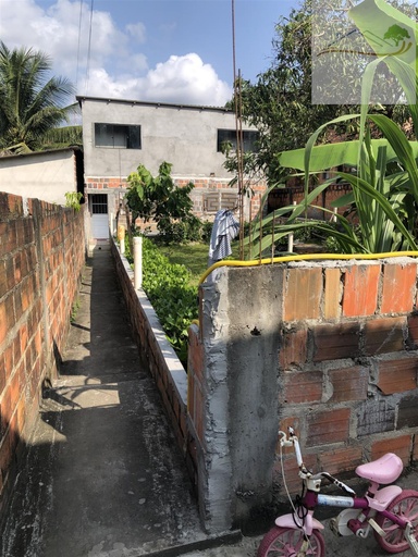Casa de 6 quartos, no bairro Entroncamento, em Mata de São João | Eu Corretor