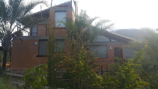 Casa de 5 quartos, no bairro Buração, em Ibicoara | Eu Corretor