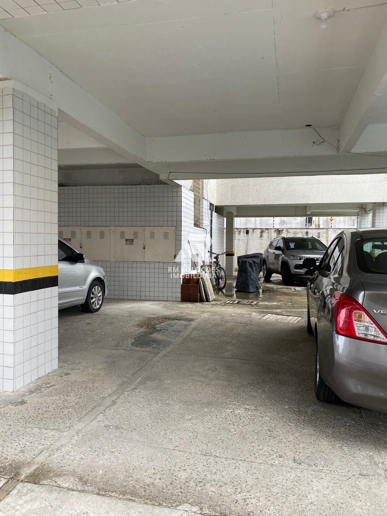 Garagem coberta.jpeg