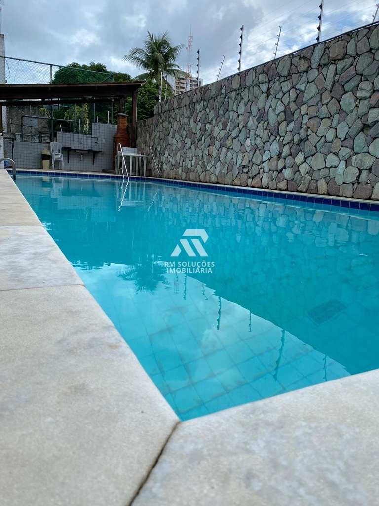 Piscina 4.jpeg