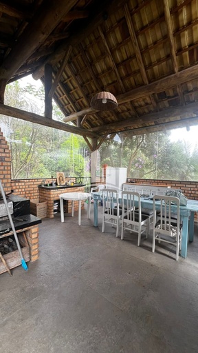 Hotel / Pousada / Chalé de 138m² no bairro moura, em Canelinha | Eu Corretor