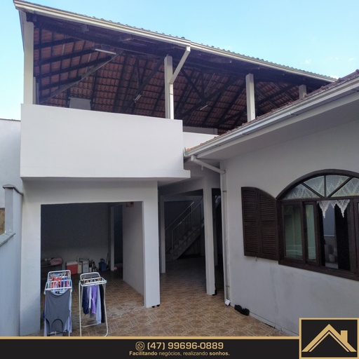 Casa de 3 quartos, 187m² no bairro Iririú, em Joinville | Eu Corretor