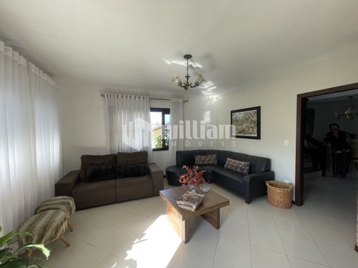 Casa de 3 quartos, 290m² no bairro Centro I, em Brusque | Eu Corretor