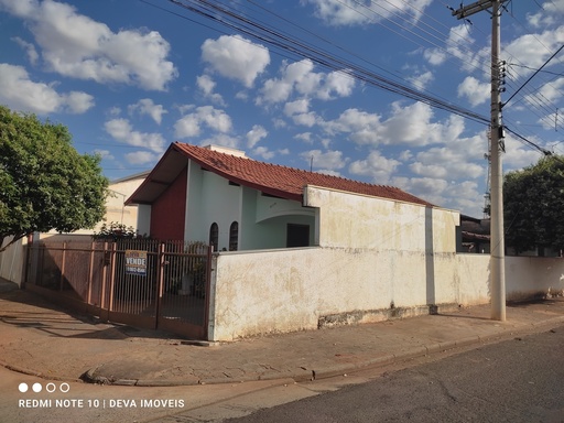 Casa de 3 quartos, no bairro Centro, em General Salgado | Eu Corretor