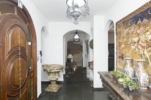 Casa de 6 quartos, no bairro Jardim Guedala, em São Paulo | Eu Corretor