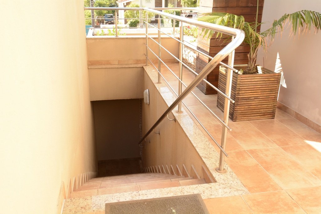 image_re_4006881.jpg