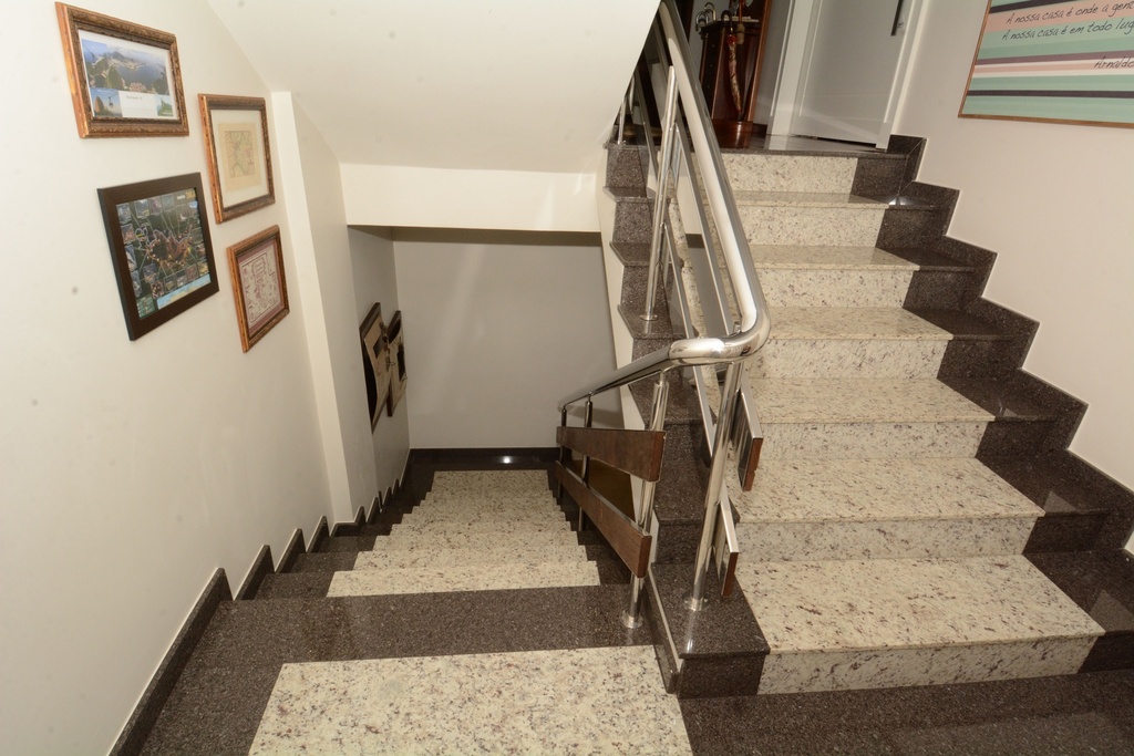 image_re_4007011.jpg