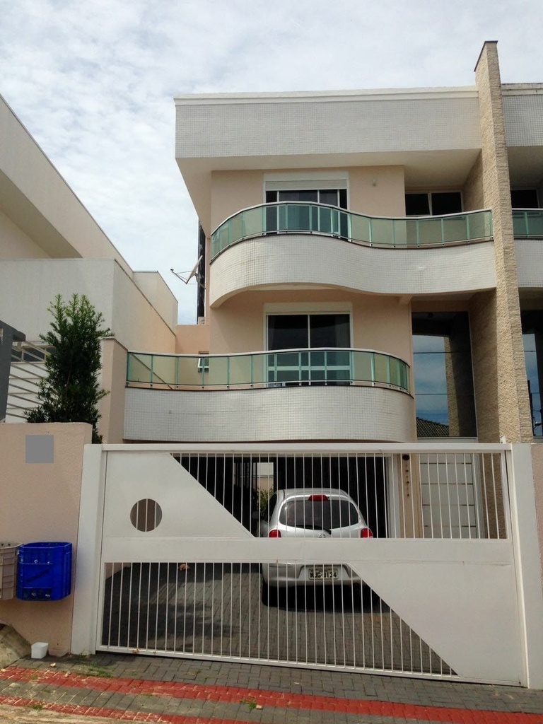 image_re_4008176.jpg
