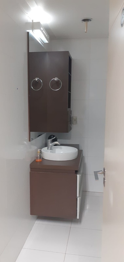 image_re_4012048.jpg