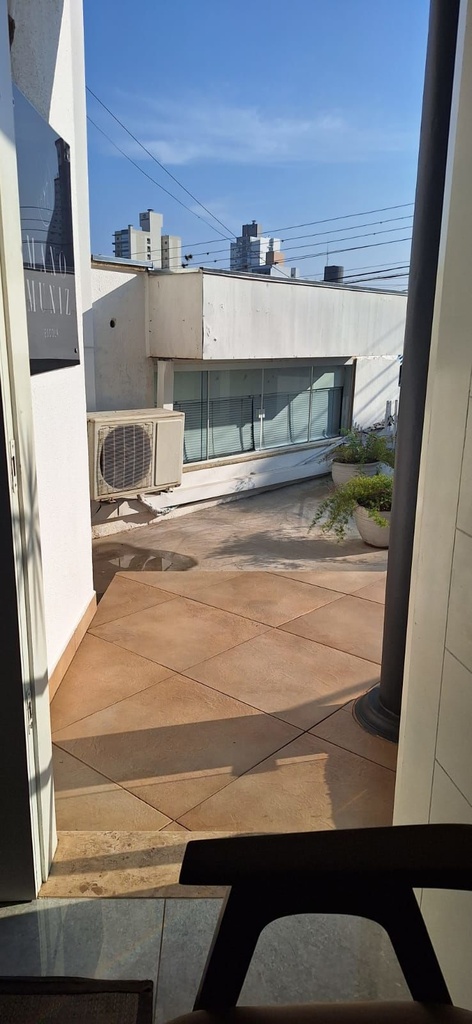 image_re_4012067.jpg