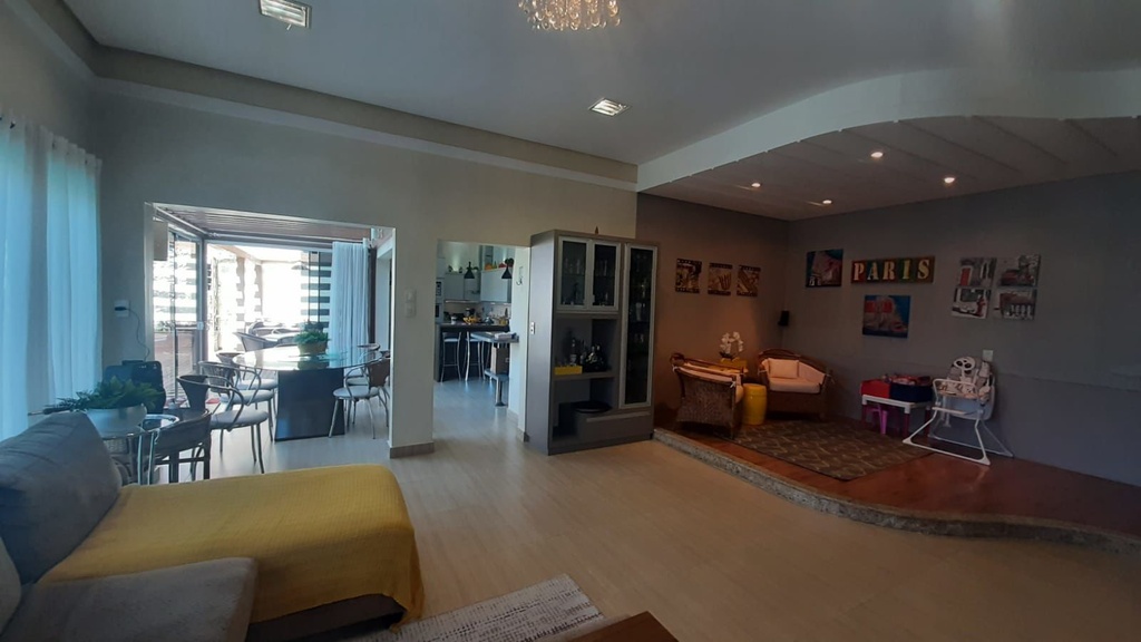 image_re_4012897.jpg