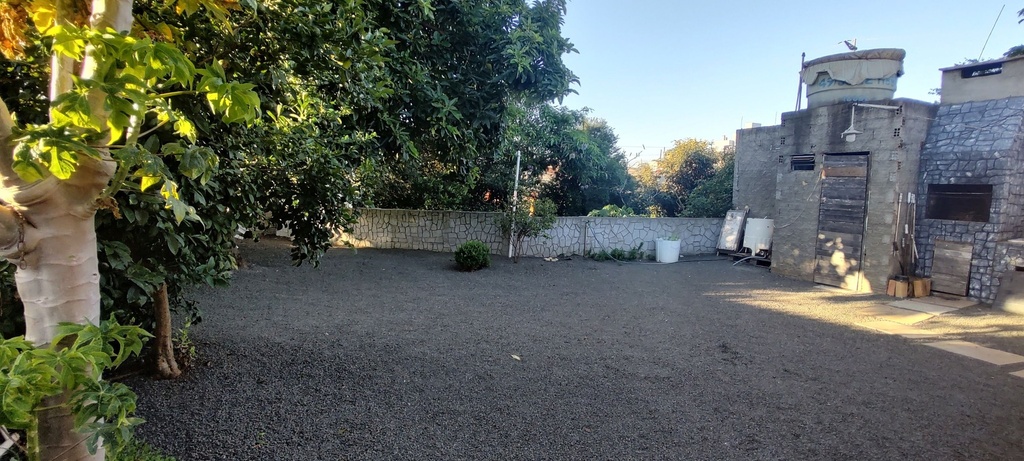 image_re_4012940.jpg