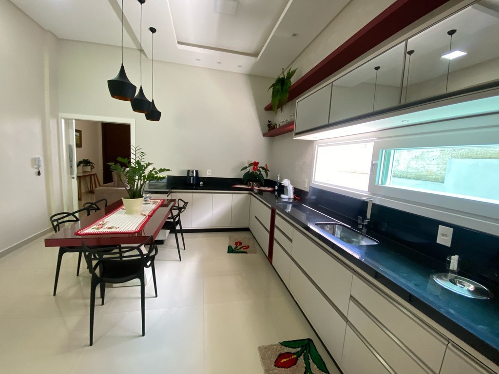 image_re_4014170.jpg