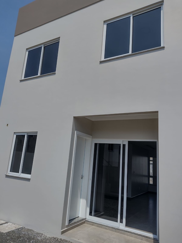 image_re_4014489.jpg