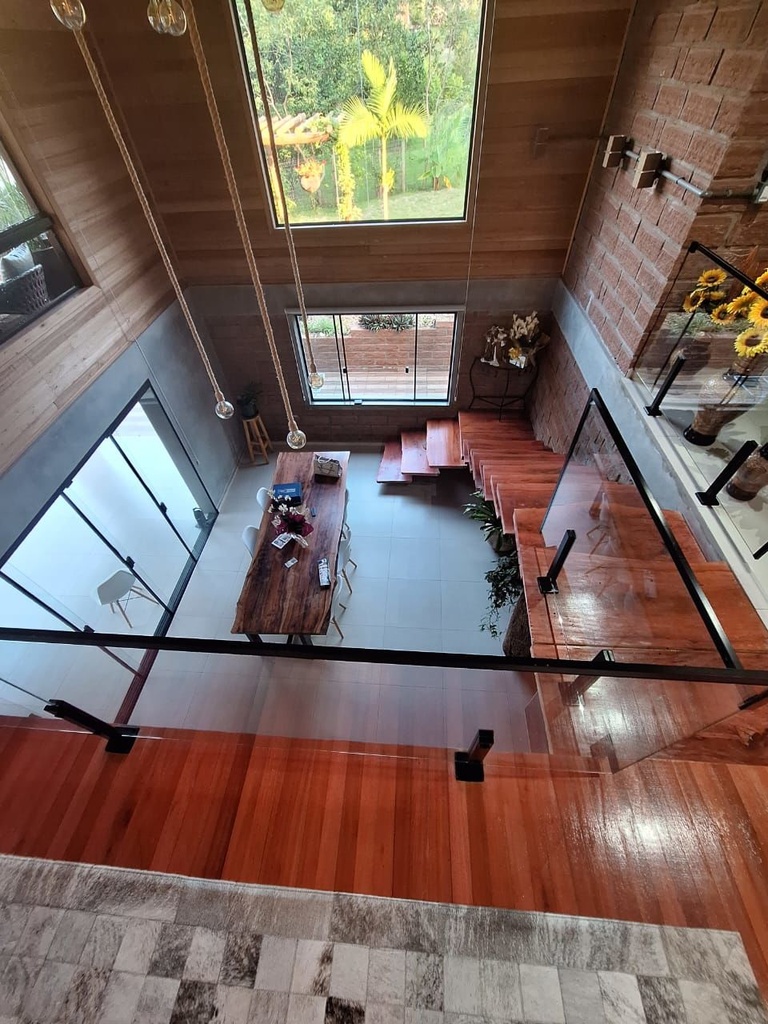 image_re_4014713.jpg
