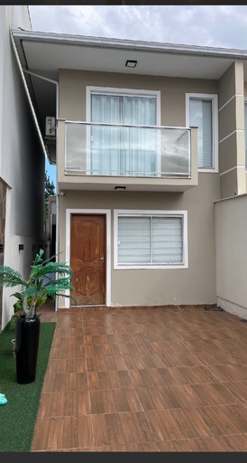 Sobrado de 2 quartos, no bairro Potecas, em São José | Eu Corretor