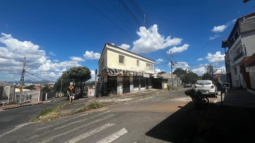 Casa de 4 quartos, 160m² no bairro Santa Mônica, em Belo Horizonte | Eu Corretor