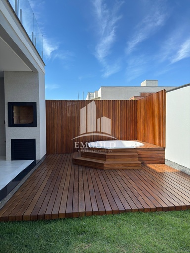 Casa de 3 quartos, 182m² no bairro Centro, em Tijucas | Eu Corretor