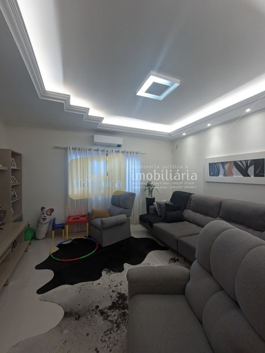 Casa de 337m² no bairro Parque Universitário, em Tupã | Eu Corretor