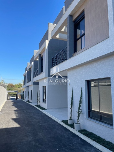 Sobrado de 3 quartos, 145m² no bairro Bacacheri, em Curitiba | Eu Corretor